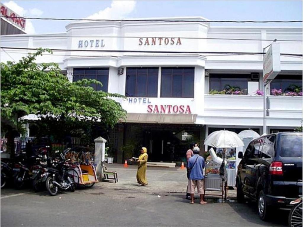 Hotel Santosa Malang Exteriér fotografie