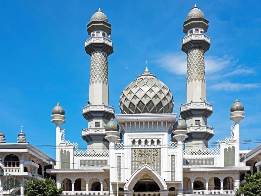 Hotel Santosa Malang Exteriér fotografie